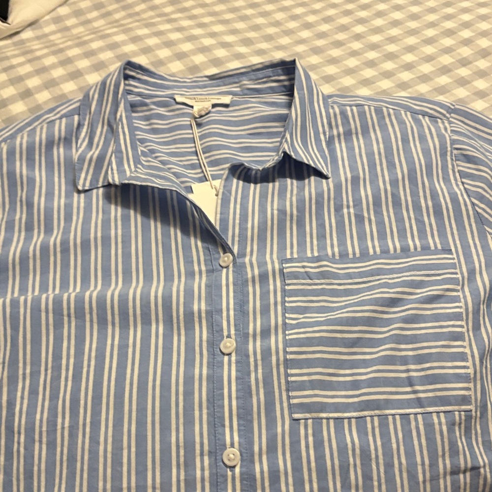 Beach Lunch Lounge Blue Striped Button Up Shirt. NWT